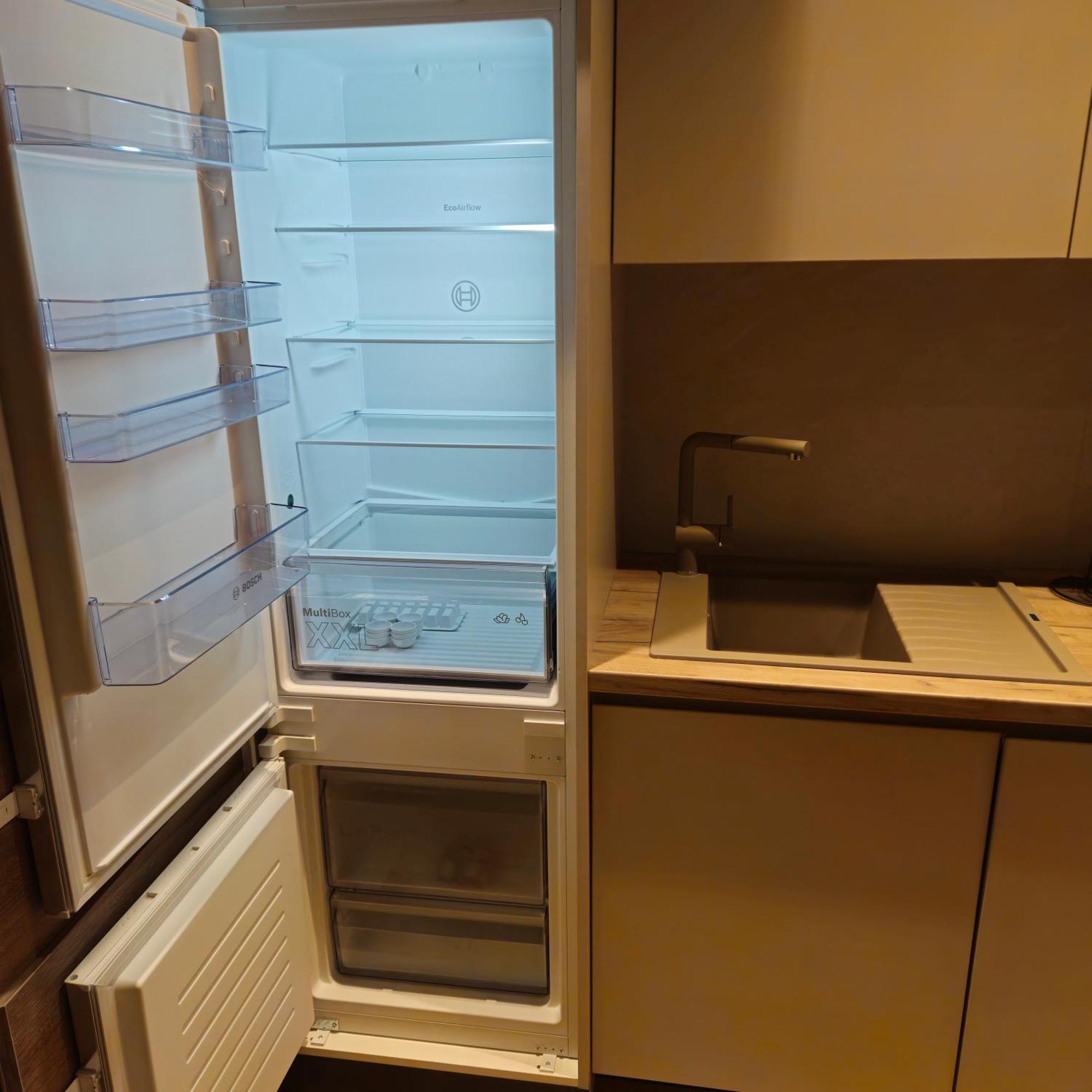 Gold Star Center Нови Сад